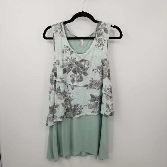 MAI SOLI Tops - MAI SOLI Floral Print Sleeveless Flare Tank Top L